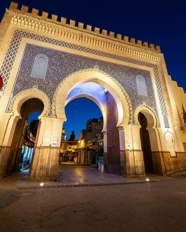 Morocco Student Tours: The Ultimate Guide to Small Group Trips, Sahara Adventures & Authentic Learning Experiences