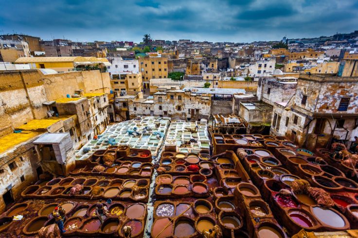 Fes Desert Tours: Complete Sahara Guide to Merzouga (Itineraries, Costs, Small Groups & Private ips)